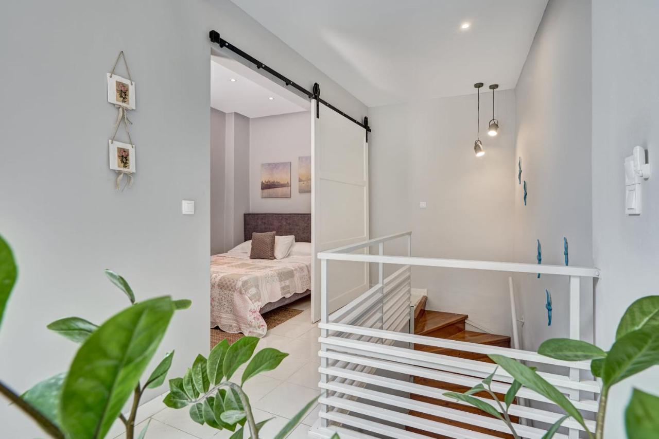 Old Town Luxury Velvet Apartment Rhodes City Εξωτερικό φωτογραφία